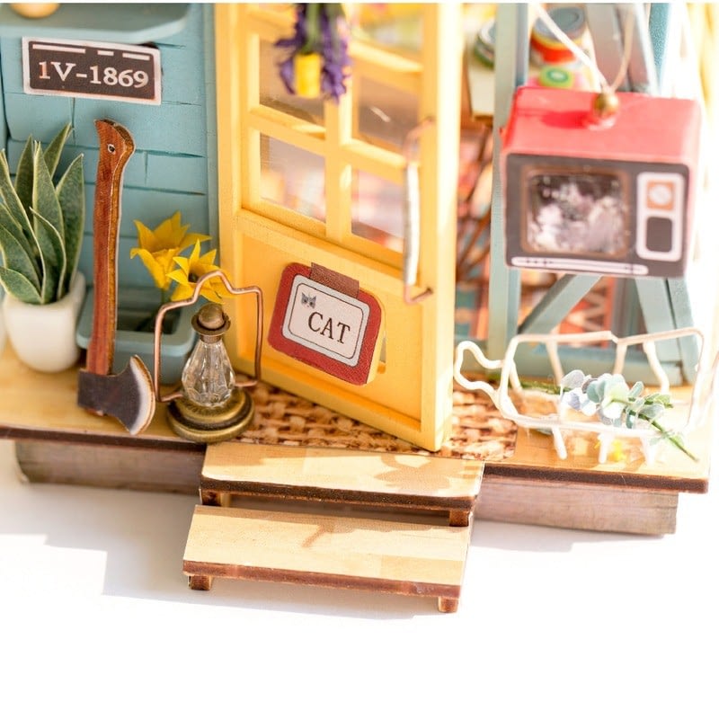 wooden hut robotime diy miniature dollhouse kit 2